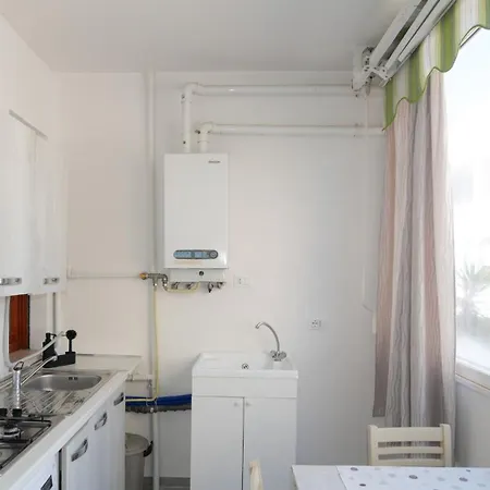Yuna Rent - Oasi Sul Mare - Beachside * Montesilvano Marina